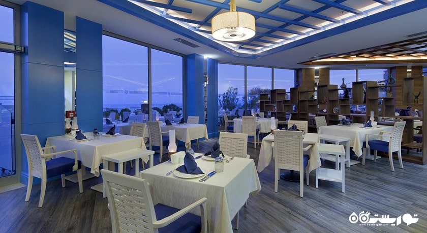 نمای کلی رستوران اصلی هتل